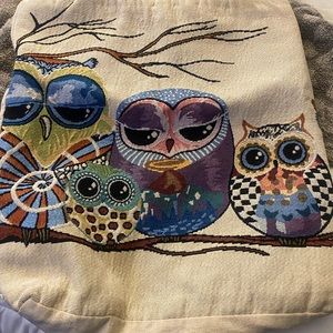 Tote with owls